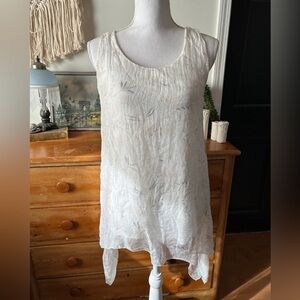 Silk floral shark bit hem tank top